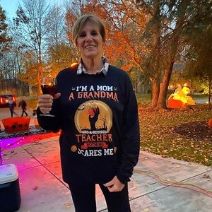 Meet your Posher, Holly